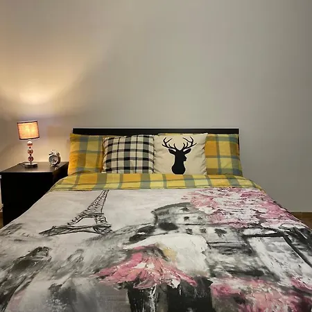 Maison d'hôtes Castle Door House - Single With Double Beds Near Train Station Bologne