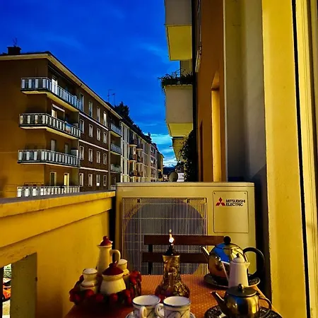Castle Door House - Single With Double Beds Near Train Station Maison d'hôtes *
